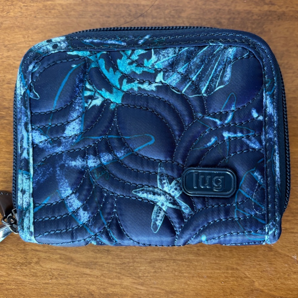Lug Splits Wallet Stars and Shells Navy